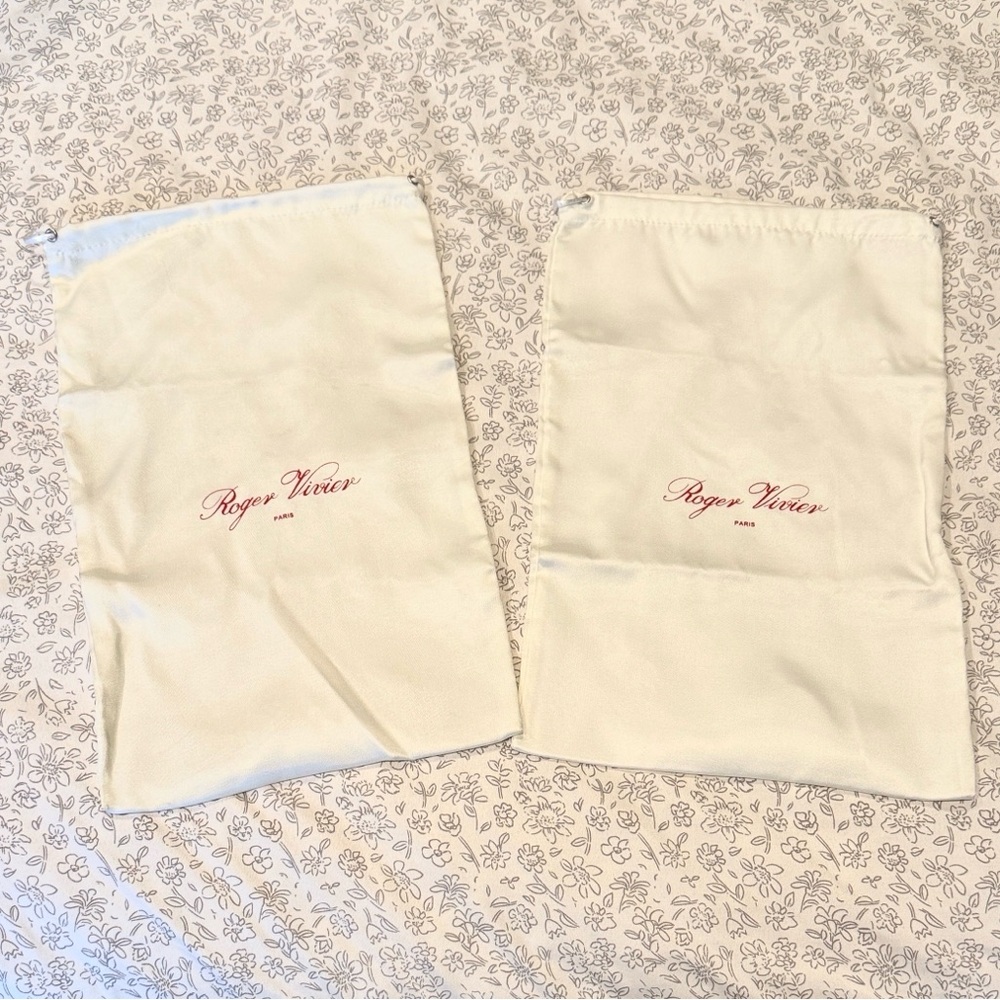 Roger Vivier‎ Cream Storage Dust Bags (Two)